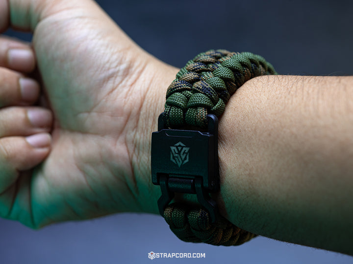 Strapcord Ribs Apple Watch Strap Article 008 Guerilla Camo 6 1065 x 1420